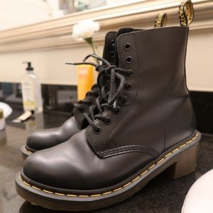 Platform Dr. Martens EU Size 39